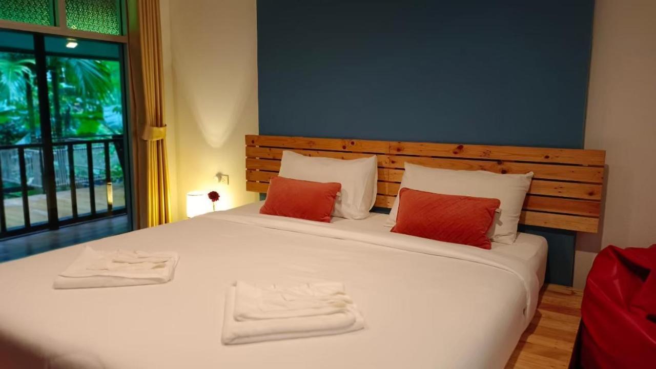 Nua Tone Resort Bang Tao & Cafe Ngoại thất bức ảnh