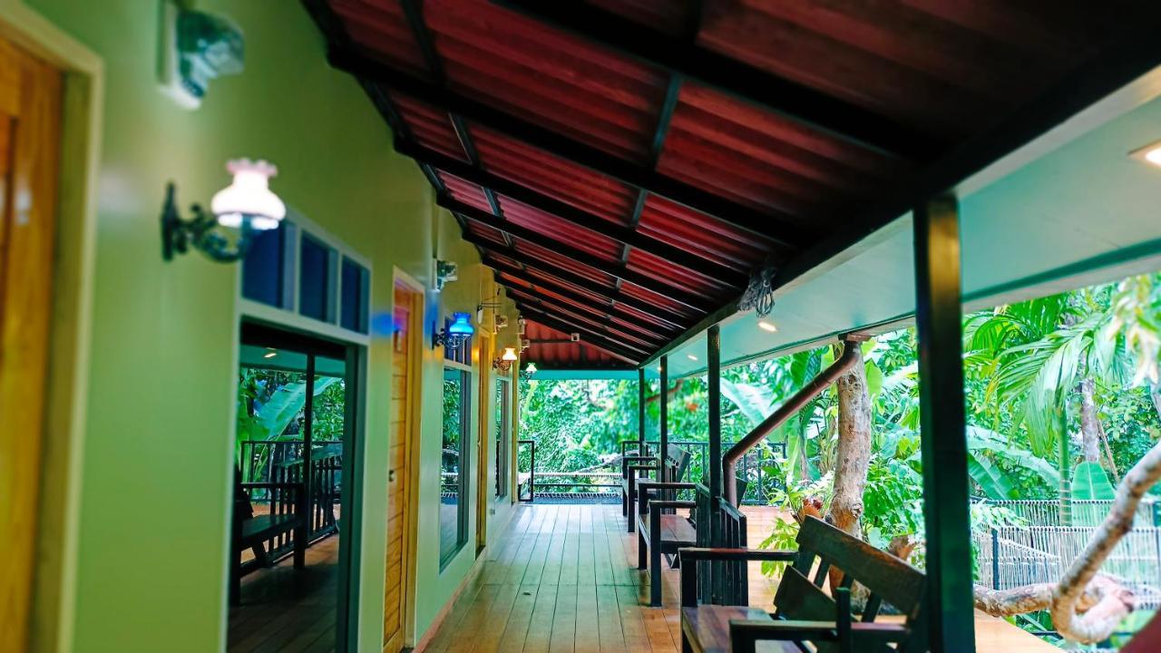 Nua Tone Resort Bang Tao & Cafe Ngoại thất bức ảnh