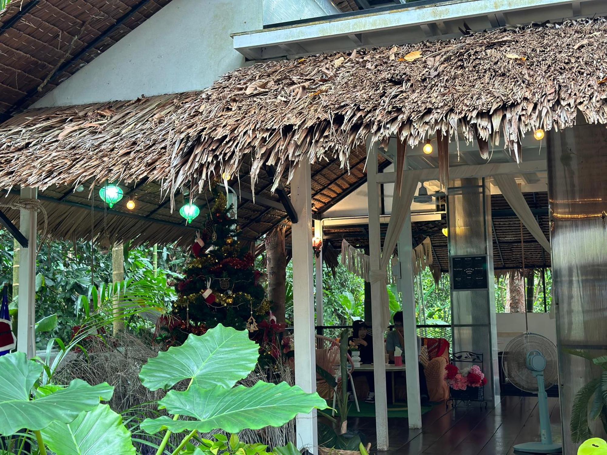 Nua Tone Resort Bang Tao & Cafe Ngoại thất bức ảnh